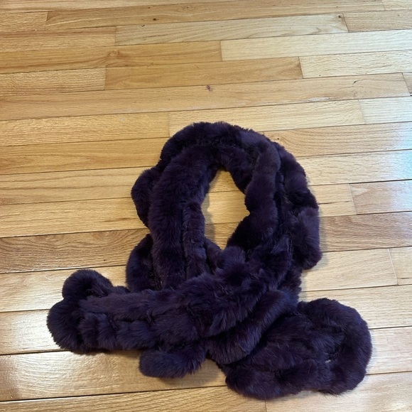 Purple Fuzzy Mini Women’s Scarf - Picture 5 of 6